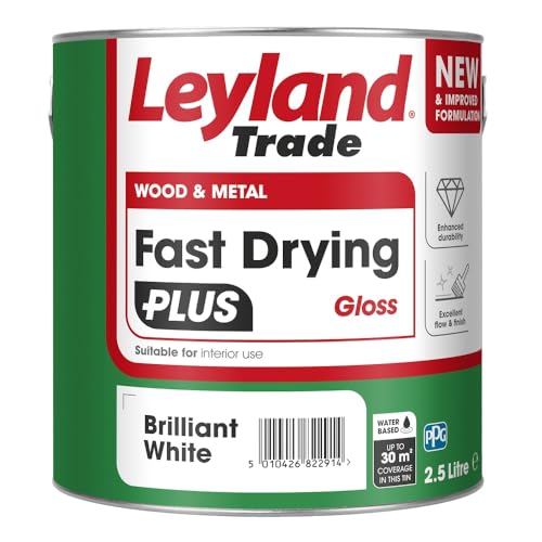 Leyland Trade Wood & Metal - Fast Drying Plus Gloss - Brilliant White Enhanced Durability Excellent Flow & Professional Finish - 2.5L