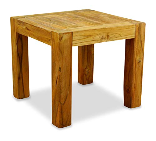 Petite table en bois pour optimiser l'espace de votre salon