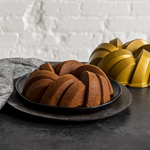 Nordic Ware Forma trançada de 75o aniversário