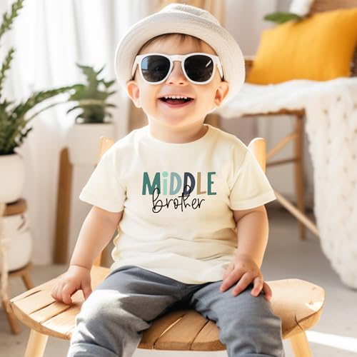 Middle Brother T-Shirt for Boys Middle Bro Sibling Reveal Tee3