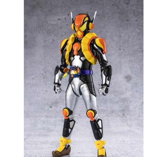S.H.フィギュアーツ　仮面ライダーヴラム Amazon.co.jp: S.H.Figuarts 仮面ライダーヴラム プリンカスタム