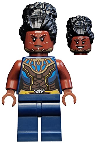 LEGO Superheroes Black Panther: Shuri with Vibranium Gauntlets - Image 2