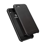 【 DESIGN 】 Unsere Bugatti iPhone Handyhülle wurde mit unserem legendären, geprägten Bugatti-Logo versehen.