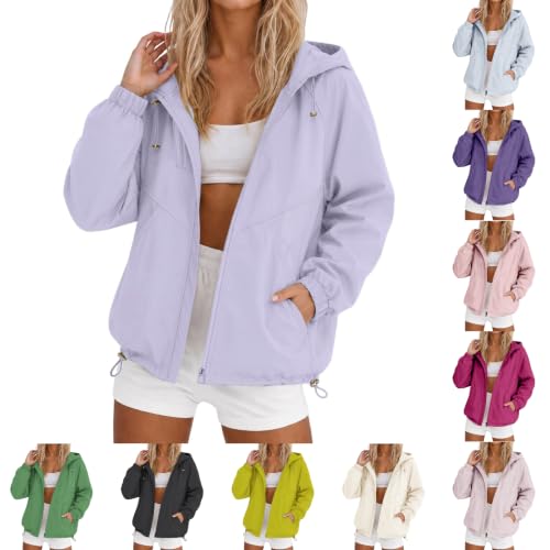 Veste à capuche femme respirante pour marcher sous la pluie sans transpirer