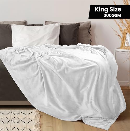 Image of Utopia Bedding Fleece Blanket King Size White (90x102 Inches) Ultra Soft Warm Lightweight Microfiber Breathable Anti-Static Cozy Bed Blanket, All-Season Home Decor Gift for Women and Men