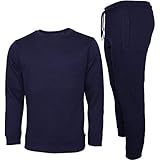 Haut à col rond avec pantalon de jogging. Élastique côtelé cousu sur le côté du haut et du bas. Conçu par Kapray Clothing