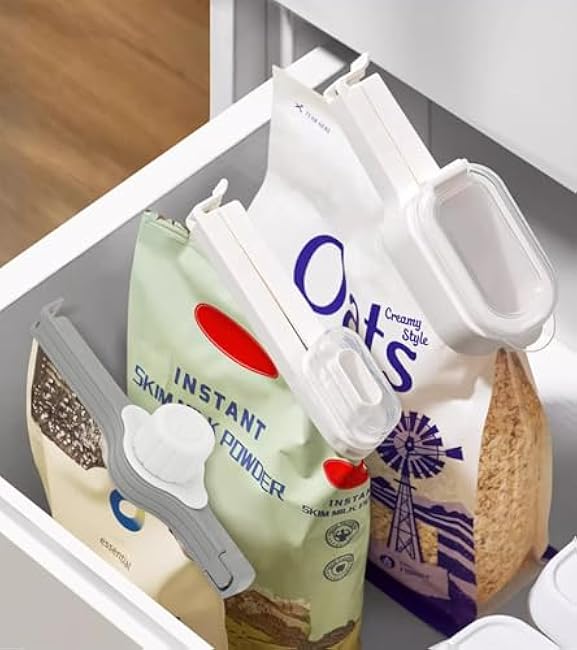 7PCS Bag Clips for Food,3 Sizes Bag Clips with Pour Spout Reusable Food Storage Clip with Graduated Lid,Sealing Clip with Nozzle Snack Dispenser Ideal for Cereal Liquid Flour Cat/Dog Organization