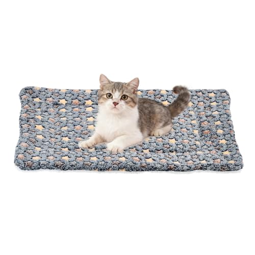 Tapis de lit pour chat doux et chaud pour des siestes au salon