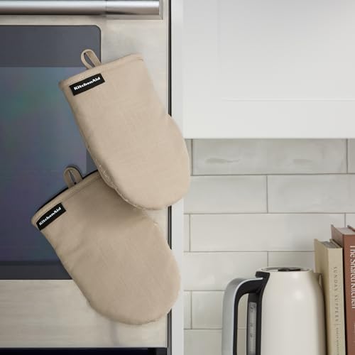 KITCHENAID Gourmet Series Gridlines Mini Oven Mitts 2-Pack Set, Heat Resistant up to 600°F, Soft Silicone Grip, Magnetic Cuff, Milkshake Tan, 5.5\"x9\"