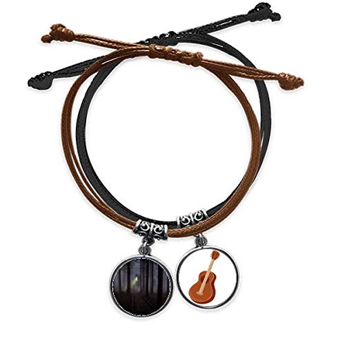 Pulsera de cuero de ciencias forestales hecha a mano con diseño de guitarra y noche oscura
