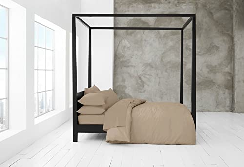 LIZZIE JACOBS New Plain Dyed Quilt Bedding with Pillowcases Super Soft Breathable Cotton Rich Duvet Cover Polycotton Easy Care Comfortable Reversible Bed Set (Natural, King)