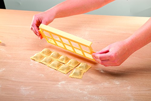 Tescoma 630877.00 Ravioli Maker Mold For 10 square Ravioli, ravioli cutter - Thumbnail 5