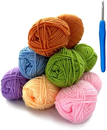 Crochet Kits for Beginners Adults,Crochet Yarn Acrylic Double Knitting Wool for CrochetYarn for Crochet Acrylic Wool for Knitting 6 x 25g with 4mm Crochet Hook (Xmas)
