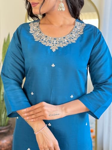 Kurta en soie romaine bleu sarcelle brodé coupe droite chic