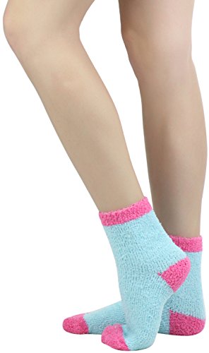Image of ToBeInStyle Women's Pack of 6 Assorted Style Winter Socks