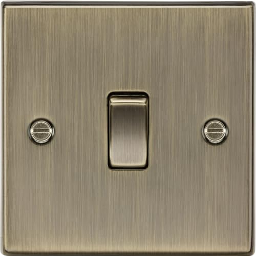 Knightsbridge CS12AB - Interruptor intermediário de latão envelhecido, borda quadrada, 10 A, 1 G, 230 V