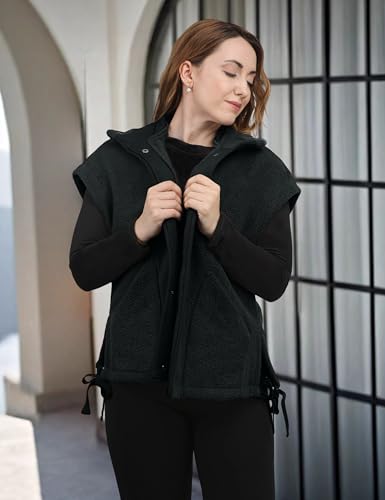Womens Fuzzy Fleece Vest Trendy Warm Sleeveless Sherpa Jacket Winter Oversized Outerwear with Pockets2