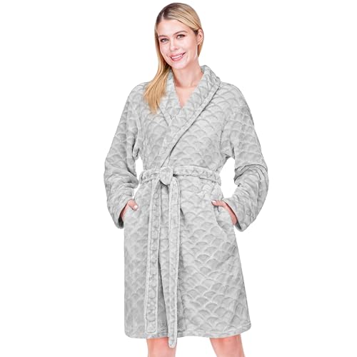 Image of PAVILIA Plush Robe for Women, Soft Fleece Short Bathrobe, Warm Lightweight Knee Length Lounge Robe with Pockets