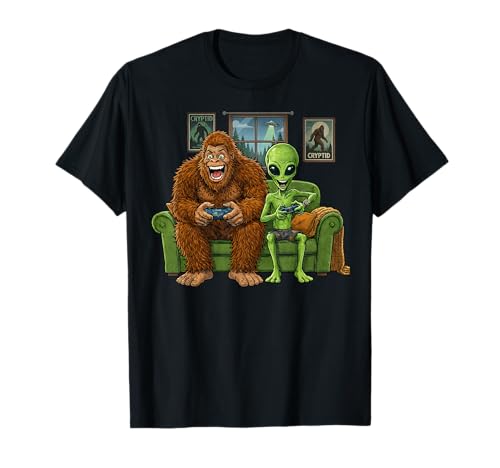 Funny Sasquatch Bigfoot Alien Video Games Men Boys Gaming T-Shirt