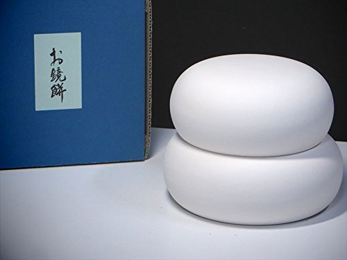 やまこう 神具■ きがいい 鏡餅 小 ■陶器■サイズ約 上:高さ4 Φ7.5cm 下:高さ4.5 Φ9㎝（Amazon）