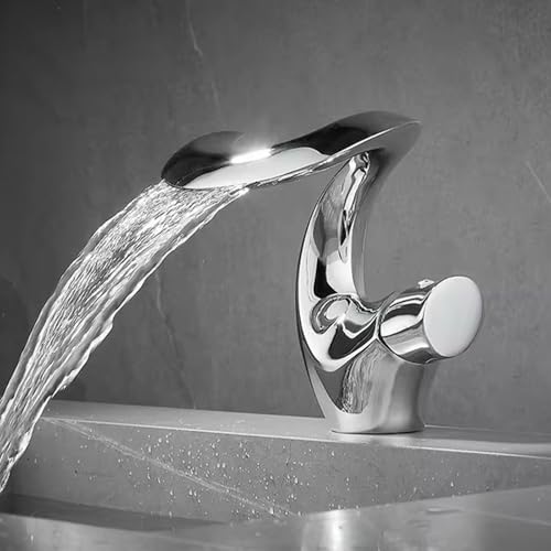 Robinet lavabo cascade pour sublimer votre meuble vanité