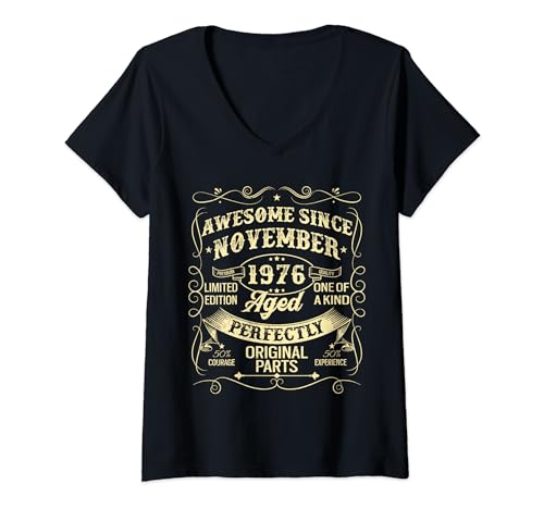 Awesome Since November 1976 Year Of Birth Birthday Vintage Camiseta Cuello V