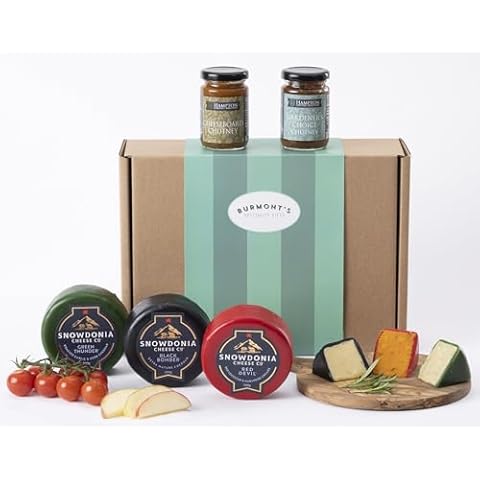 Snowdonia Cheese Company Gift Hamper with Chutneys Cover