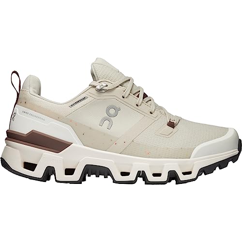 Image of On Women's Cloudwander Waterproof Sneakers