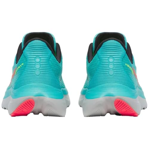 Saucony Women's Kinvara 16 Sneaker4