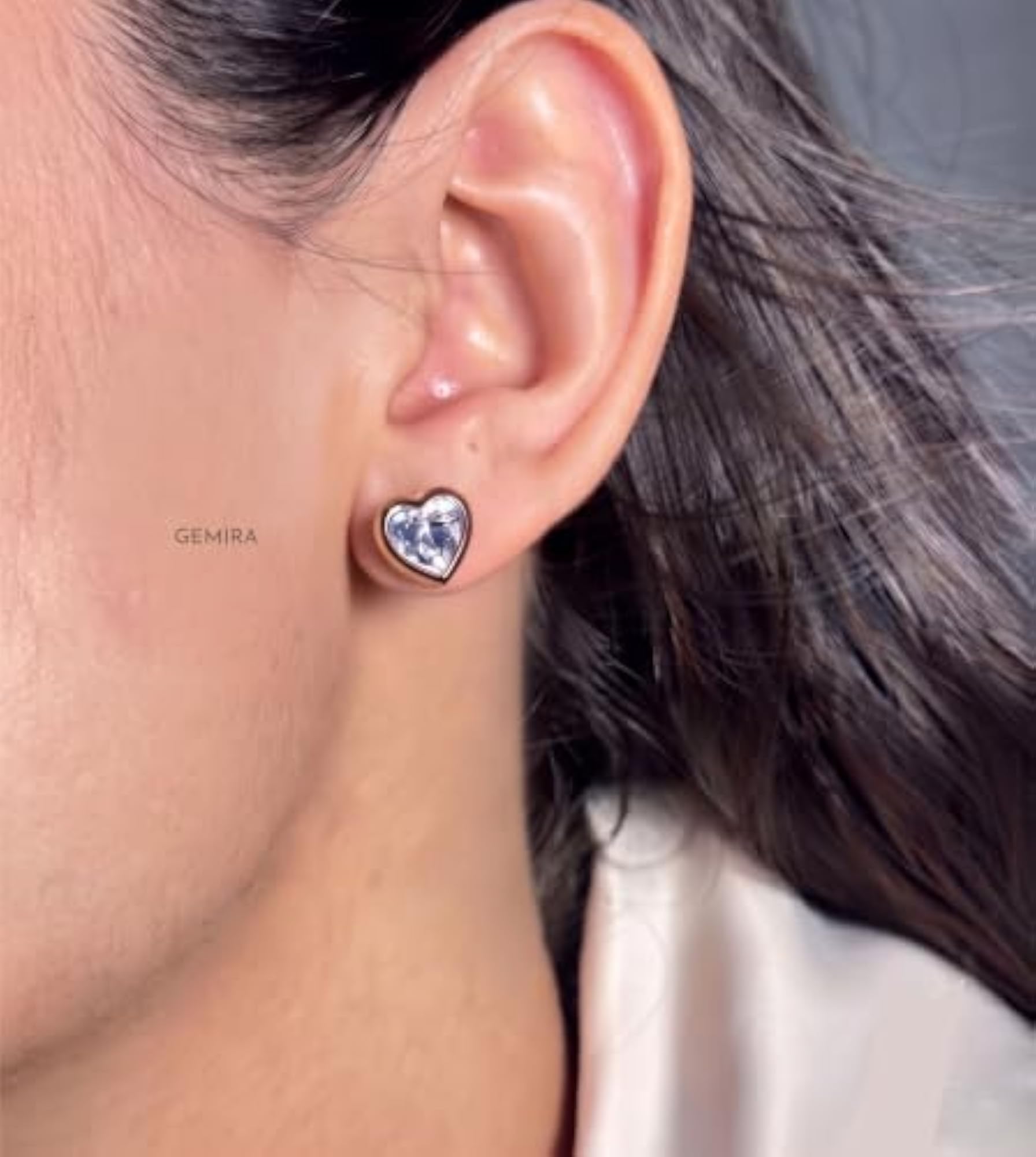 Women's 925 Pure Silver Bezel Setting Heart Stud Earrings