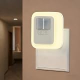 LUTW 人感センサーライト 室内 LED ナイトライト 【2026発売】 コンセント 10段階調光 点灯時間4モード 明暗センサー搭載 フットライト 省エネ 折りたたみプラグ 自動点灯 消灯 足元灯 配線不要 廊下 寝室 玄関 階段 トイレ PSE取得済 電球色 3000K 1個入