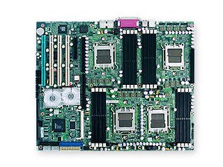 Four Six-core/Quad-core/Dual-core AMD Opteron 8000 Series (Socket F) Support;-image-13