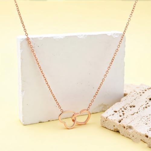 Collier pendentif double cœur entrelacé hypoallergénique en acier titane