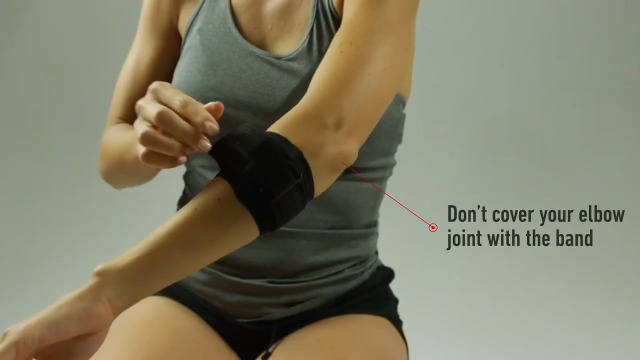 Amazon.com: Zamst Elbow Band Sports Elbow Brace With Pressure Pad