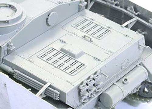 プラッツ 1/35 第二次世界大戦 ドイツ軍 IV号突撃砲 初期型 プラモデル DR6520 ggw725x Amazon | プラッツ 1/35 第二次世界大戦 ドイツ軍 IV号突撃砲