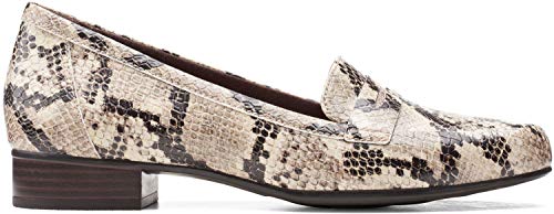 Image of Clarks Womens 26153195 Burgundy Loafer