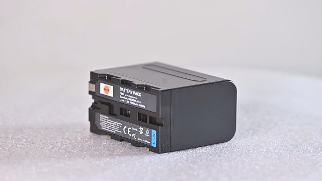 Lot De 2 Batteries NP-F970 F950 + Double Chargeur Pour Appareils Photo Sony