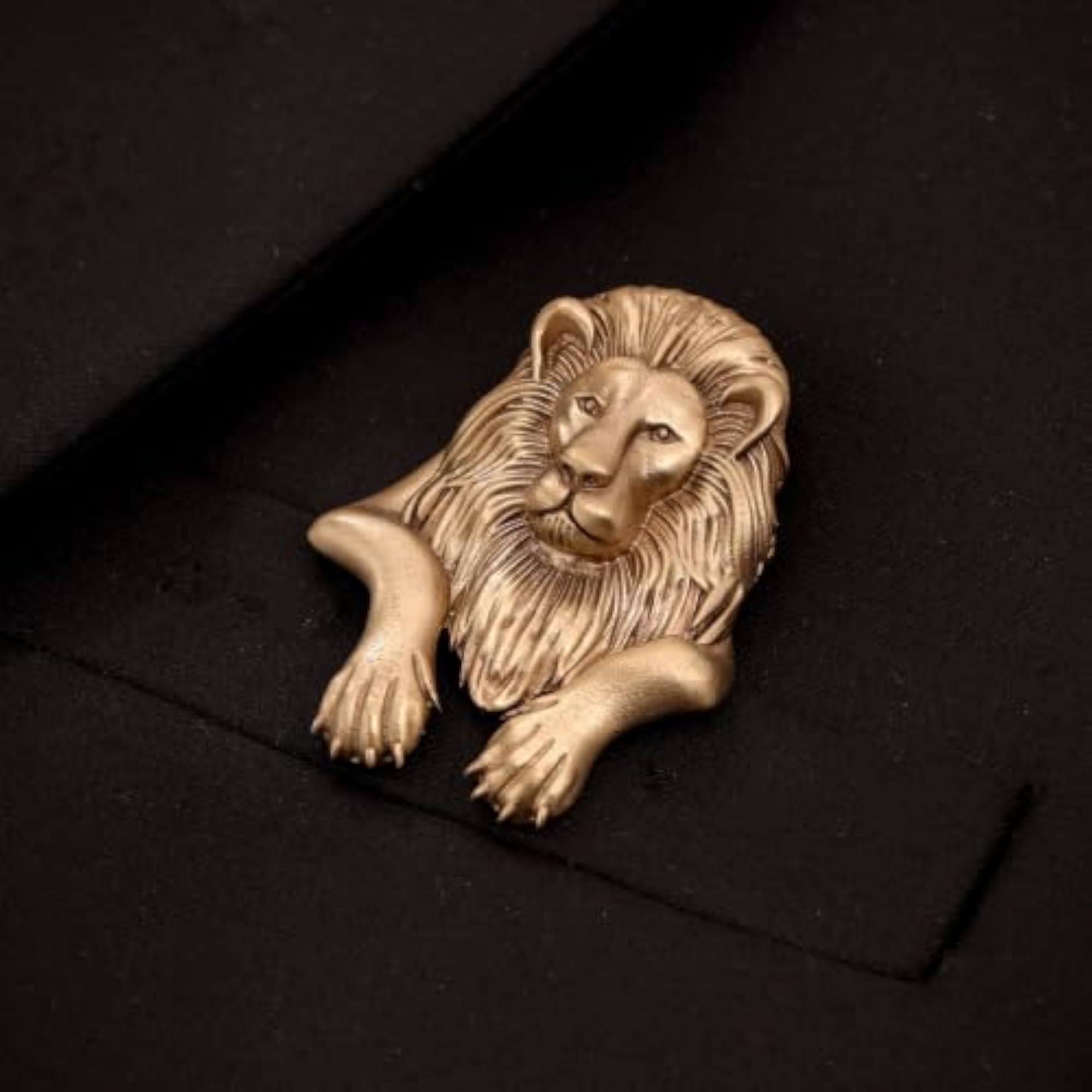 Men's Antique Gold Brass Thronekeeper Brooch