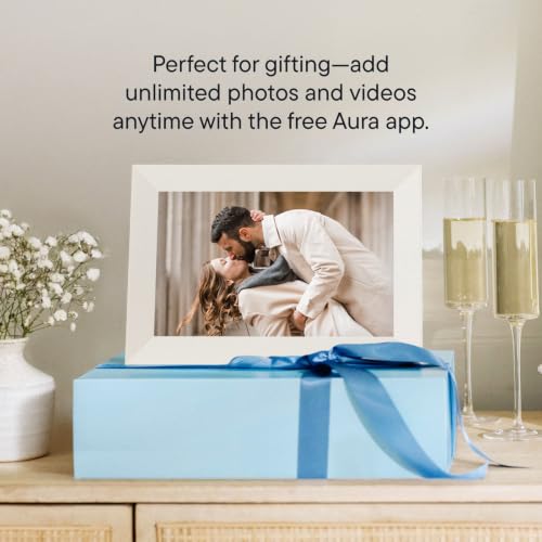 Image of Aura HD Digital Picture Frame | Carver: The Best Frame for Gifting (White Ash, 10 inch)