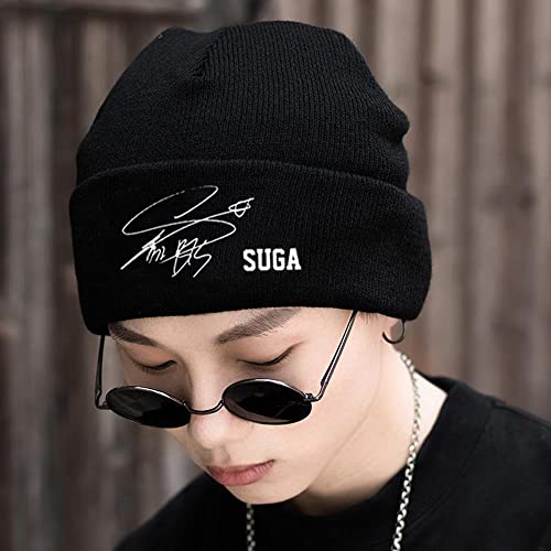 Foto von Bangtan Boys Strickmütze, The Same Mütze,Suga Jin Jimin Jung Kook J-Hope Rap-Monster V Signature Mütze, Schwarz Weiche Mütze,Anti-Cold warme Mütze (SUGA)