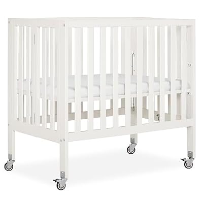 Dream On Me Jett Portable Mini Crib, Non-Full Size Baby Crib for Small Spaces, 3 Mattress Heights, Compact Travel Design, Includes Mattress, GREENGUARD Gold & BSA Certified, Cannoli Cream