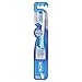 Produktbild ORAL B Cross Action 35 mittel Zahnbuerste, 1 St