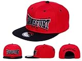 Verstellbarer Verschluss: Die Kappe verfügt über einen verstellbaren Snapback-Verschluss, der eine individuelle Passform für jeden Kopfumfang ermöglicht.