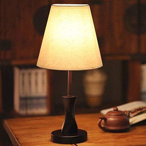 Lampe de table en bois créative pour créer une ambiance cosy dans le salon