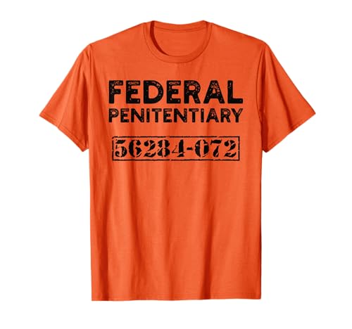 Divertido disfraz de Halloween de prisionero de prisión federal Camiseta