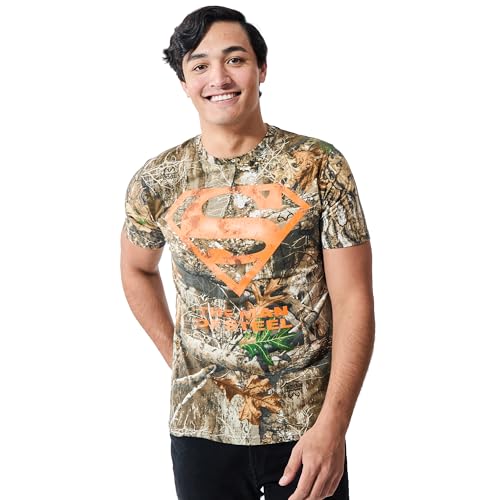 T-shirt Superman homme pour remplacer vos hauts basiques par un look camo