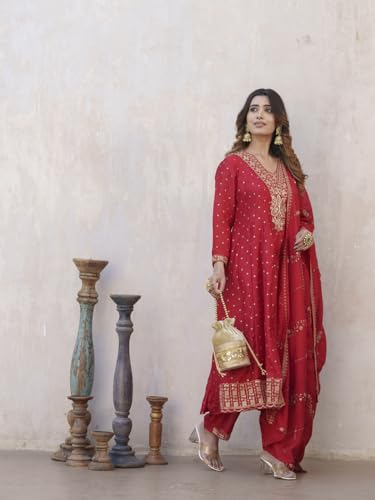Image of Kaari Women's Embroidered Kurta Set with Dupatta - Festive Kurta Set for Women Polyester Blend