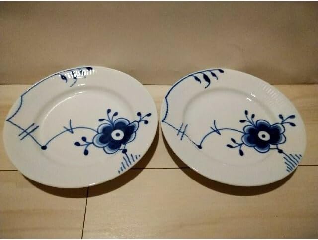 ロイヤルコペンハーゲンブルーフルーテッドメガプレート2枚 S115668976