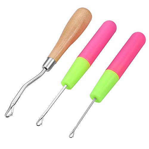 PP OPOUNT 5 Pieces 5 Different Size Bent Latch Hook Crochet Needle Hook, 1 Pieces Wooden Bent Latch Hook and 4 Size Plastic Latch Hook, Set of 5