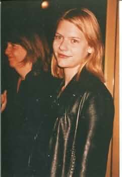 セール中…クレア・デインズ直筆サイン入り超大型写真‥Claire Danes… 61vbkWafNcL._UF350,350_QL50_.jpg